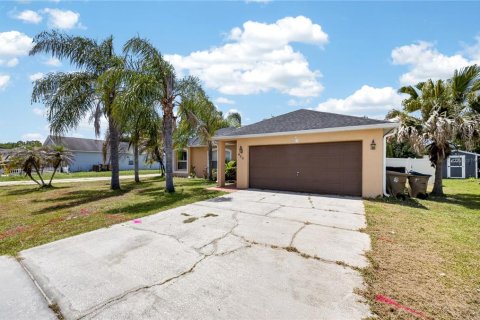 Villa ou maison à Kissimmee, Floride 4 chambres, 153.47 m2 № 2104464
