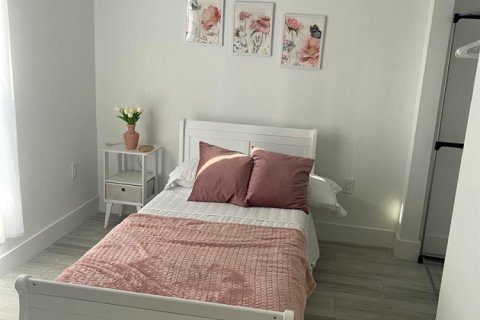 Купить виллу или дом в Клуистон, Флорида 3 комнаты, 176.14м2, № 2146171 - фото 15