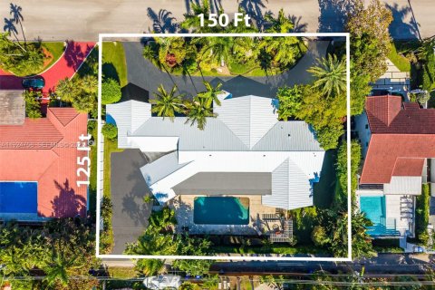 Casa en venta en Hollywood, Florida, 4 dormitorios, 313.92 m2 № 1983928 - foto 3