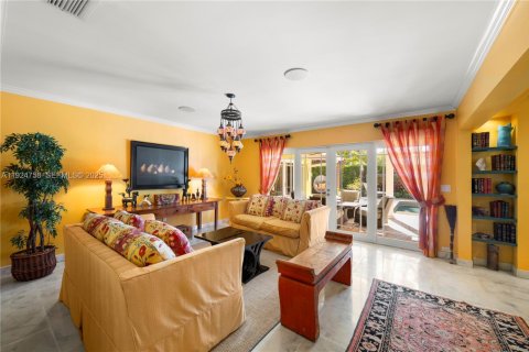 Casa en venta en Hollywood, Florida, 4 dormitorios, 313.92 m2 № 1983928 - foto 16