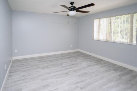 Townhouse in Davenport, Florida 3 bedrooms, 123.56 sq.m. № 1658238 - photo 11