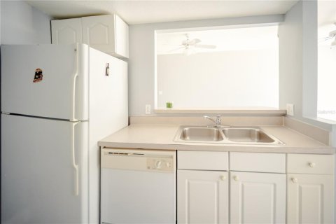 Townhouse in Davenport, Florida 3 bedrooms, 123.56 sq.m. № 1658238 - photo 6