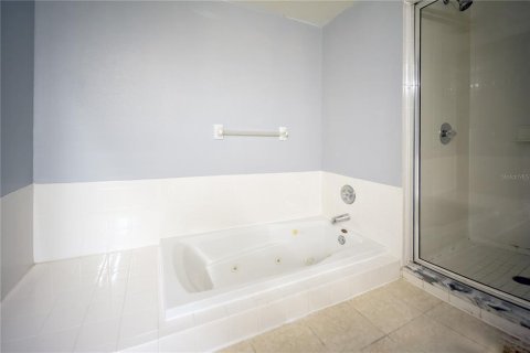 Townhouse in Davenport, Florida 3 bedrooms, 123.56 sq.m. № 1658238 - photo 9