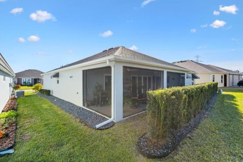 House in The Villages, Florida 3 bedrooms, 175.77 sq.m. № 2360696 - photo 23