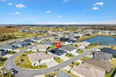 House in The Villages, Florida 3 bedrooms, 175.77 sq.m. № 2360696 - photo 25
