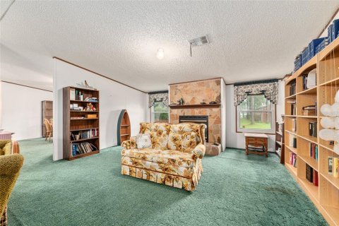 House in Ocala, Florida 3 bedrooms, 183.95 sq.m. № 2102524 - photo 9