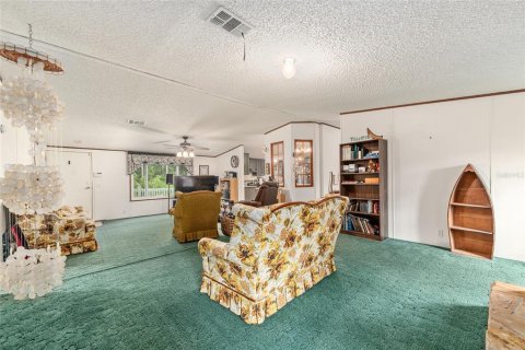 House in Ocala, Florida 3 bedrooms, 183.95 sq.m. № 2102524 - photo 12