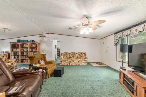 House in Ocala, Florida 3 bedrooms, 183.95 sq.m. № 2102524 - photo 11