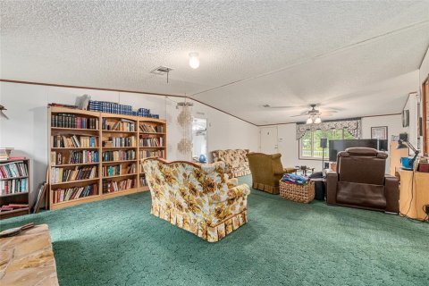 House in Ocala, Florida 3 bedrooms, 183.95 sq.m. № 2102524 - photo 13