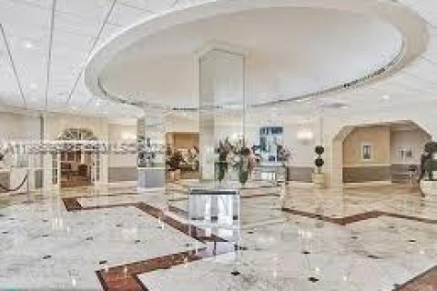 Condominio en alquiler en Hollywood, Florida, 1 dormitorio, 83.61 m2 № 2255965 - foto 18
