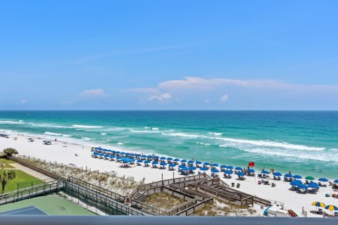 Condo in Destin, Florida, 2 bedrooms  № 561689 - photo 1