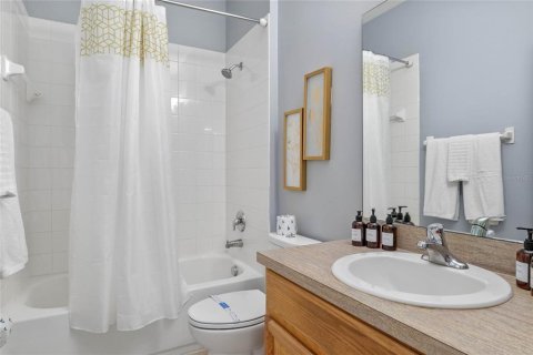 Villa ou maison à louer à Davenport, Floride: 5 chambres, 228.45 m2 № 2402907 - photo 12