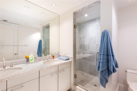 Copropriété à louer à Bal Harbour, Floride: 2 chambres, 186.64 m2 № 1962785 - photo 14