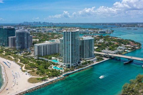 Copropriété à louer à Bal Harbour, Floride: 2 chambres, 186.64 m2 № 1962785 - photo 22
