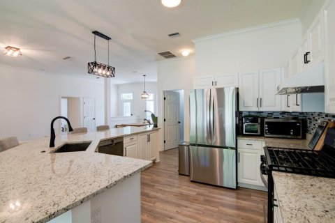 Villa ou maison à vendre à Gainesville, Floride: 4 chambres, 174.84 m2 № 1902872 - photo 10