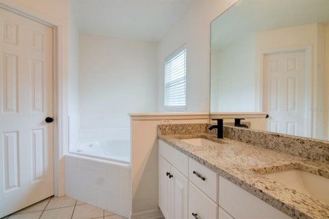 Villa ou maison à vendre à Gainesville, Floride: 4 chambres, 174.84 m2 № 1902872 - photo 17