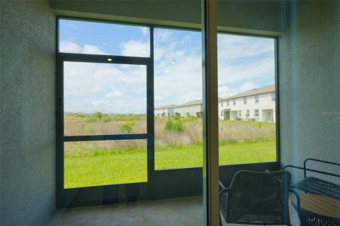 Townhouse in San Antonio, Florida 3 bedrooms, 167.32 sq.m. № 2110166 - photo 26