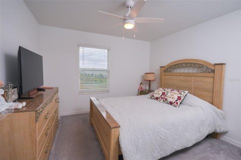 Townhouse in San Antonio, Florida 3 bedrooms, 167.32 sq.m. № 2110166 - photo 30