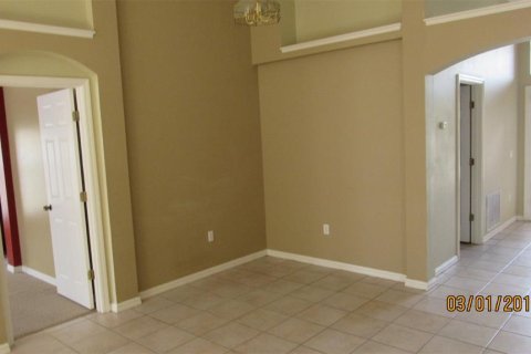 Casa en alquiler en Kissimmee, Florida, 3 dormitorios, 142.7 m2 № 1835364 - foto 4