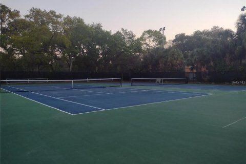 Condo in Saint Petersburg, Florida, 2 bedrooms  № 1853466 - photo 16