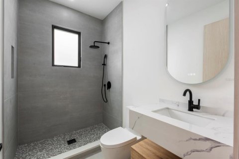 Casa en venta en Sarasota, Florida, 4 dormitorios, 279.17 m2 № 1190132 - foto 26