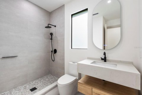 Casa en venta en Sarasota, Florida, 4 dormitorios, 279.17 m2 № 1190132 - foto 29