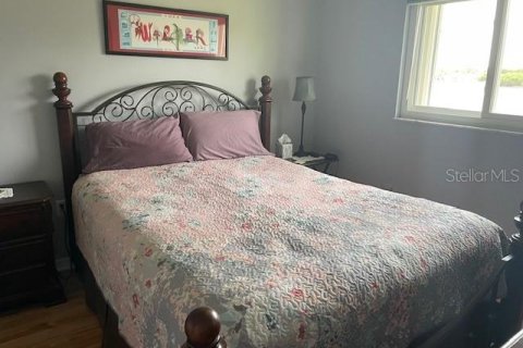 Купить кондоминиум в Пунта-Горда, Флорида 5 комнат, 82.31м2, № 1813324 - фото 9