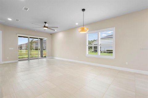 Townhouse in Ormond Beach, Florida 2 bedrooms, 142.05 sq.m. № 1894004 - photo 20