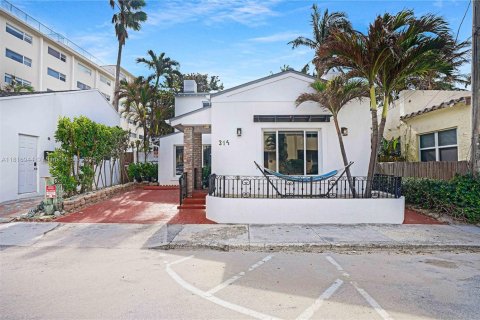 Villa ou maison à vendre à Hollywood, Floride: 3 chambres, 140 m2 № 1962991 - photo 27