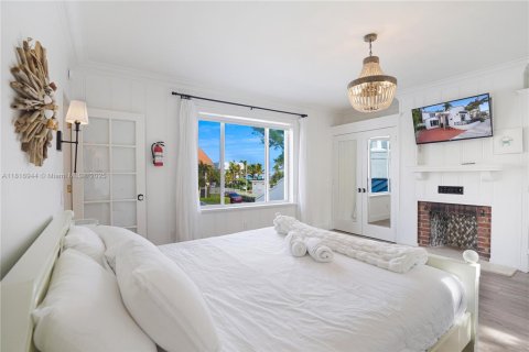 Villa ou maison à vendre à Hollywood, Floride: 3 chambres, 140 m2 № 1962991 - photo 15