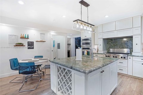 Villa ou maison à vendre à Hollywood, Floride: 3 chambres, 140 m2 № 1962991 - photo 22