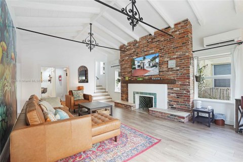 Villa ou maison à vendre à Hollywood, Floride: 3 chambres, 140 m2 № 1962991 - photo 19