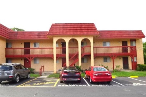 Condo in Orlando, Florida, 2 bedrooms  № 1785059 - photo 1