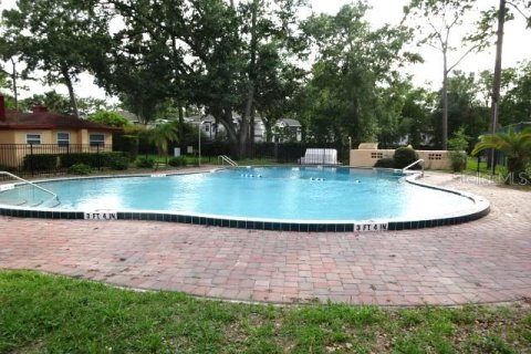 Condo in Orlando, Florida, 2 bedrooms  № 1785059 - photo 12