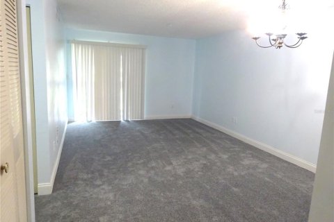 Condo in Orlando, Florida, 2 bedrooms  № 1785059 - photo 4