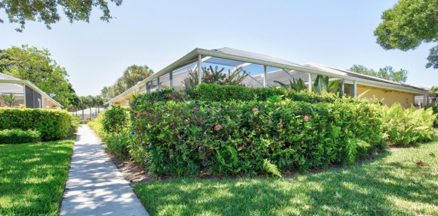 Adosado en Palm Beach Gardens, Florida 2 dormitorios, 107.02 m2 № 1134923
