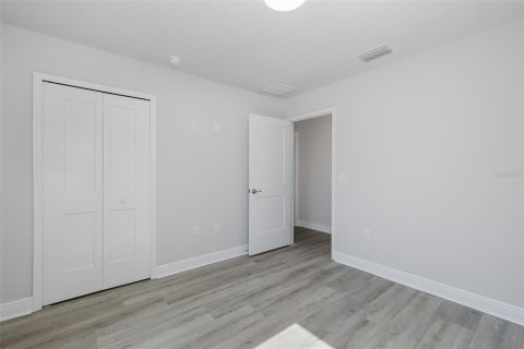 Casa en venta en New Port Richey, Florida, 3 dormitorios, 137.96 m2 № 2306050 - foto 19