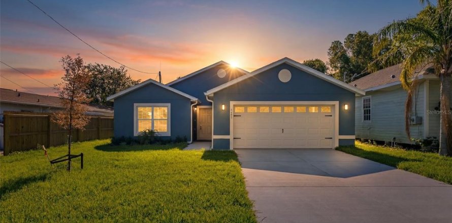 Casa en New Port Richey, Florida 3 dormitorios, 137.96 m2 № 2306050