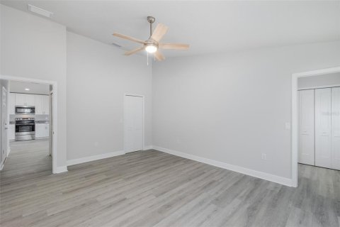 Casa en venta en New Port Richey, Florida, 3 dormitorios, 137.96 m2 № 2306050 - foto 12