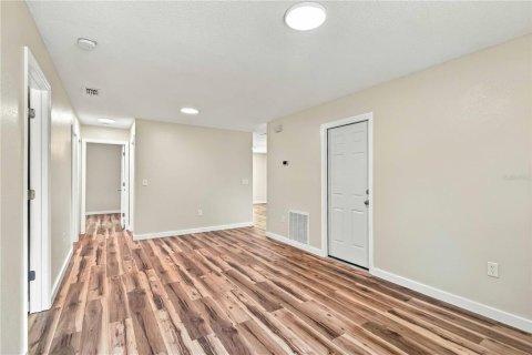 Villa ou maison à vendre à Bradenton, Floride: 3 chambres, 102.19 m2 № 2418625 - photo 7
