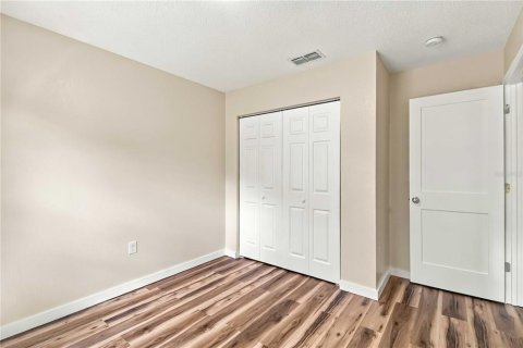 Villa ou maison à vendre à Bradenton, Floride: 3 chambres, 102.19 m2 № 2418625 - photo 30
