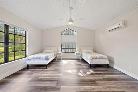 House in Palm Beach Gardens, Florida 3 bedrooms, 185.8 sq.m. № 1817593 - photo 18