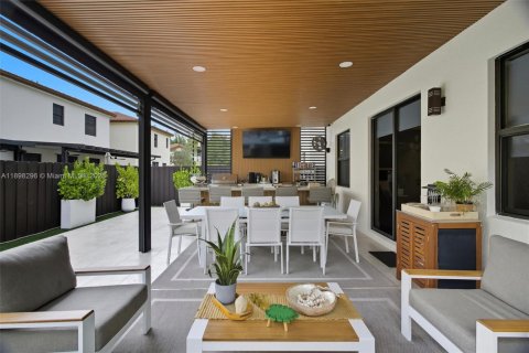 Villa ou maison à vendre à Doral, Floride: 4 chambres, 246.19 m2 № 2053947 - photo 30