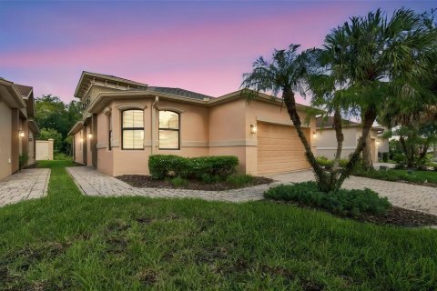 Casa en Kissimmee, Florida 2 dormitorios, 140 m2 № 2370737