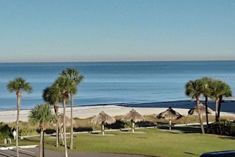 Condo à Clearwater, Floride, 2 chambres  № 2106802