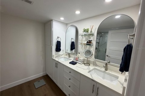 Copropriété à louer à Clearwater, Floride: 2 chambres, 129.51 m2 № 2106802 - photo 10