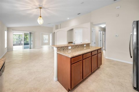 House in Hudson, Florida 3 bedrooms, 190.73 sq.m. № 1670858 - photo 13