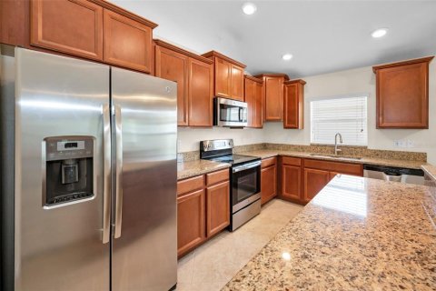 House in Hudson, Florida 3 bedrooms, 190.73 sq.m. № 1670858 - photo 9