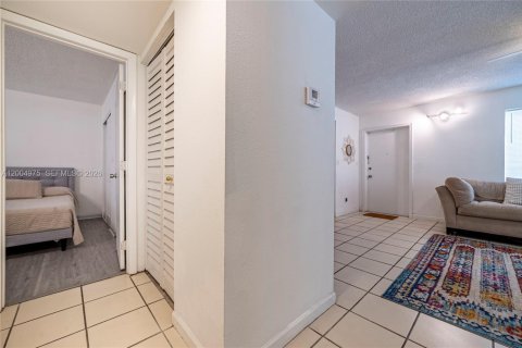 Copropriété à vendre à Dania Beach, Floride: 2 chambres, 88.26 m2 № 2069056 - photo 28