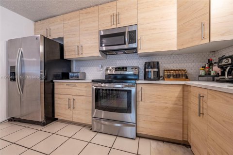 Copropriété à vendre à Dania Beach, Floride: 2 chambres, 88.26 m2 № 2069056 - photo 14